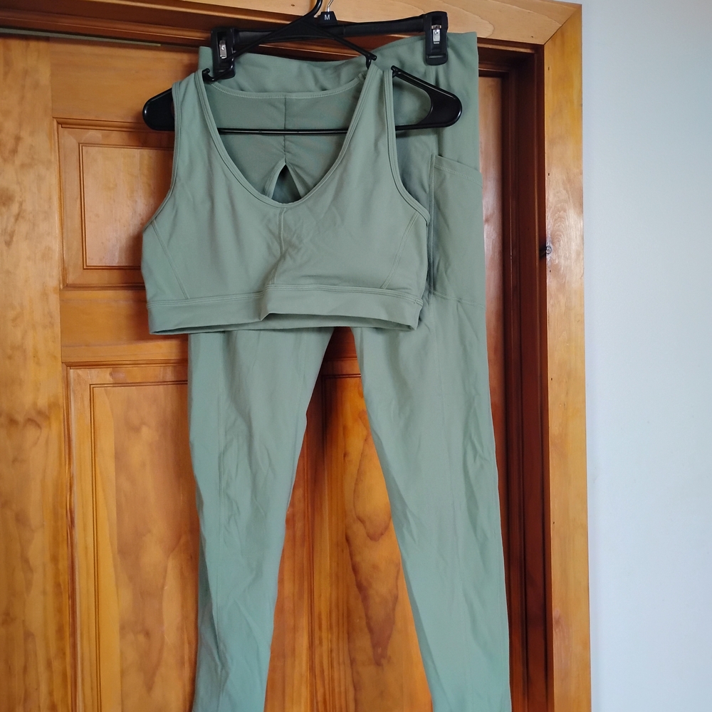 Green Activewear Set